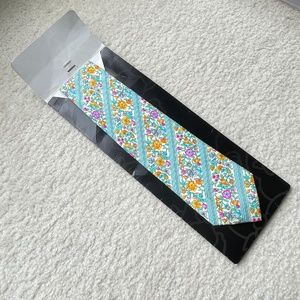 Vintage Léonard de Paris, turquoise and yellow/pink floral silk tie.